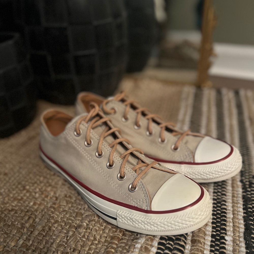 Converse All Star Tan and White